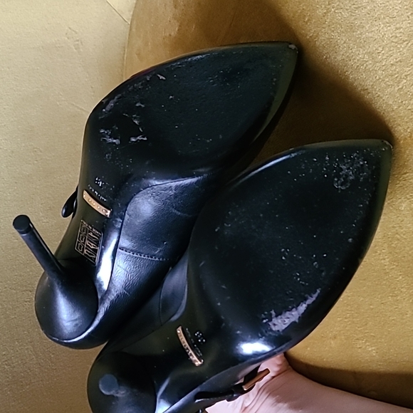 Gucci studded heels - Picture 4 of 5